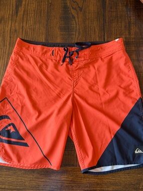 Quiksilver Men’s orange Boardshorts with Navy Accents